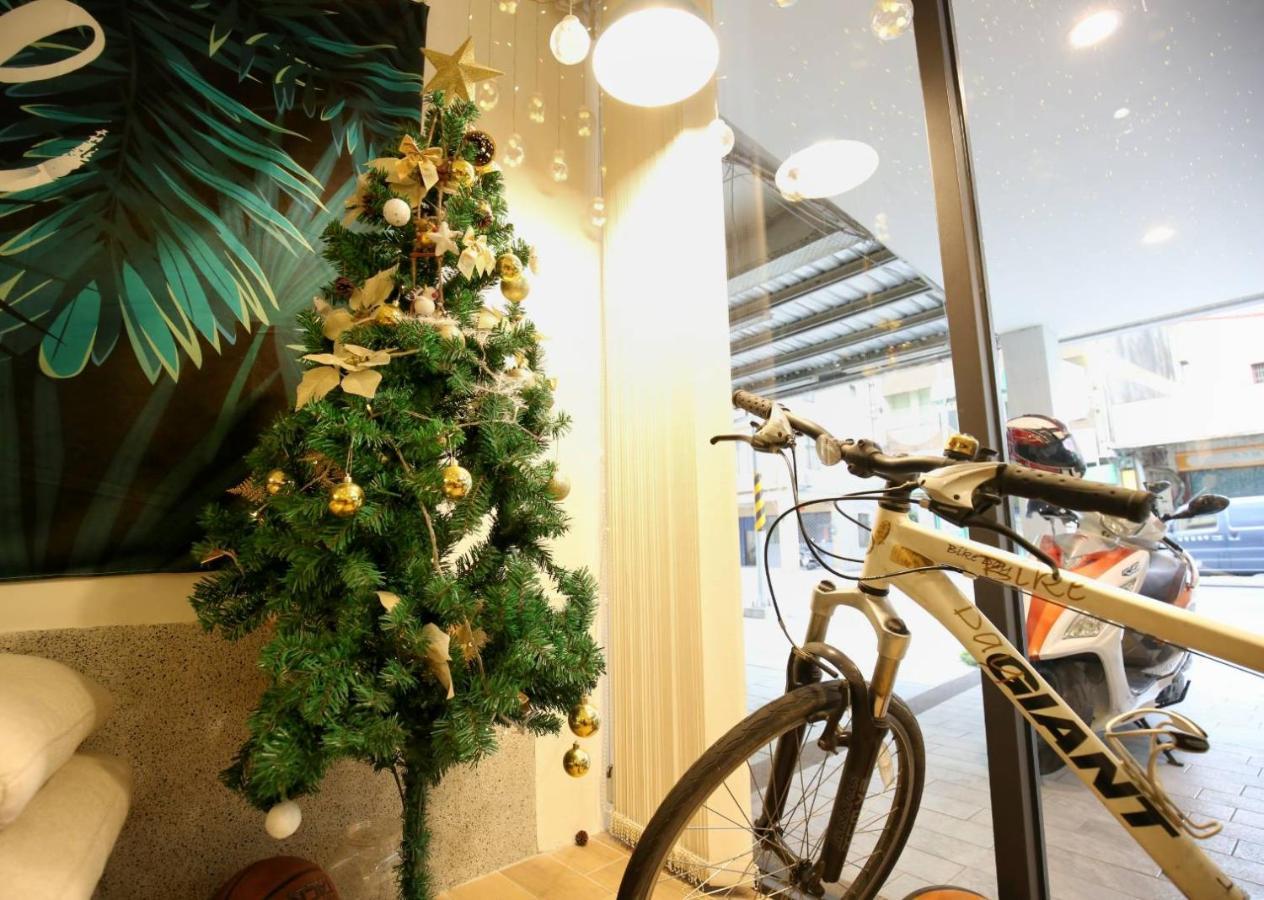 Canal Walk Inn ไถหนาน ภายนอก รูปภาพ